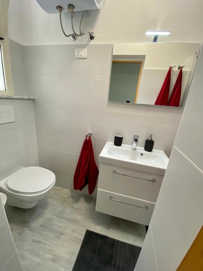 Pisani Apartment Bari Eksteriør billede